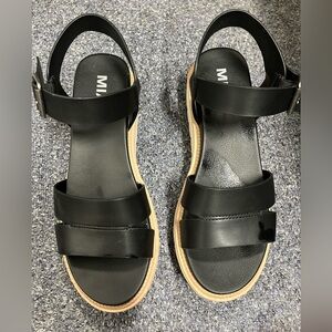 Summer sandals by MIA